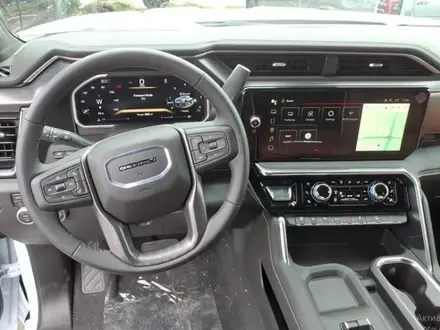 GMC Sierra 2025 года за 68 000 000 тг. в Алматы – фото 9