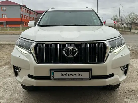 Toyota Land Cruiser Prado 2019 года за 22 000 000 тг. в Атырау