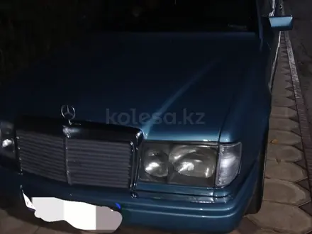 Mercedes-Benz E 230 1992 года за 1 700 000 тг. в Шымкент – фото 2