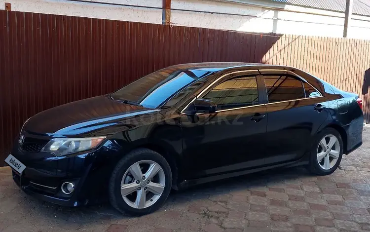 Toyota Camry 2014 года за 7 700 000 тг. в Уральск