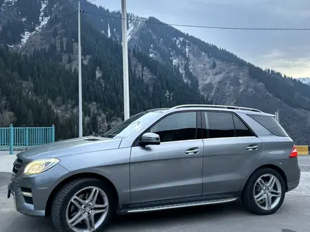 Mercedes-Benz ML 400 2015 года за 20 000 000 тг. в Алматы – фото 11