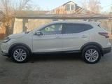 Nissan Qashqai 2015 года за 7 600 000 тг. в Усть-Каменогорск – фото 2
