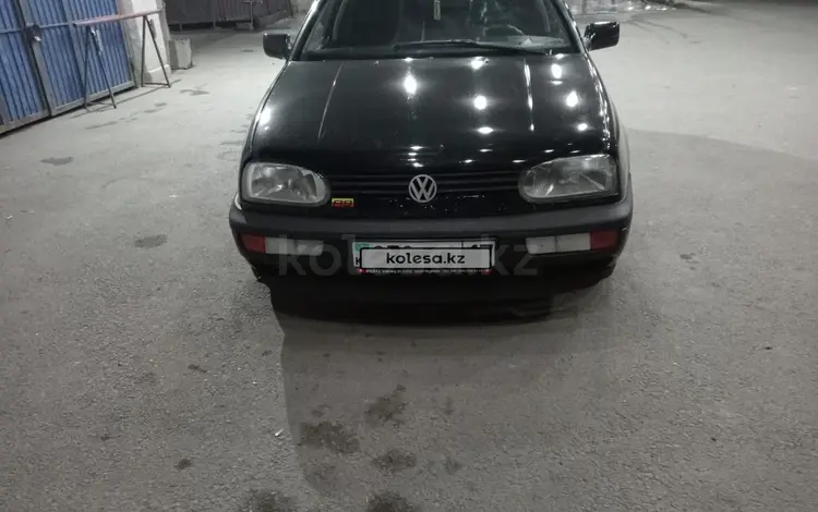 Volkswagen Golf 1995 годаүшін1 250 000 тг. в Шымкент