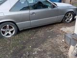 Mercedes-Benz E 300 1989 годаfor900 000 тг. в Усть-Каменогорск