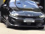 Kia K5 2021 года за 11 000 000 тг. в Алматы