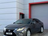 Lexus ES 300h 2014 года за 10 850 000 тг. в Астана – фото 2