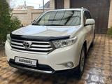 Toyota Highlander 2013 года за 13 400 000 тг. в Шиели