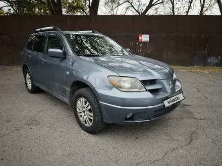 Mitsubishi Outlander 2003 года за 4 000 000 тг. в Алматы – фото 2