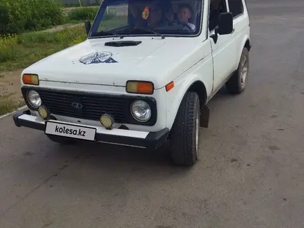 ВАЗ (Lada) Lada 2121 2001 года за 1 300 000 тг. в Рудный – фото 2