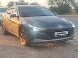 Hyundai Elantra 2021 года за 7 500 000 тг. в Актобе – фото 2