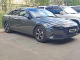 Hyundai Elantra 2021 года за 7 500 000 тг. в Актобе – фото 3