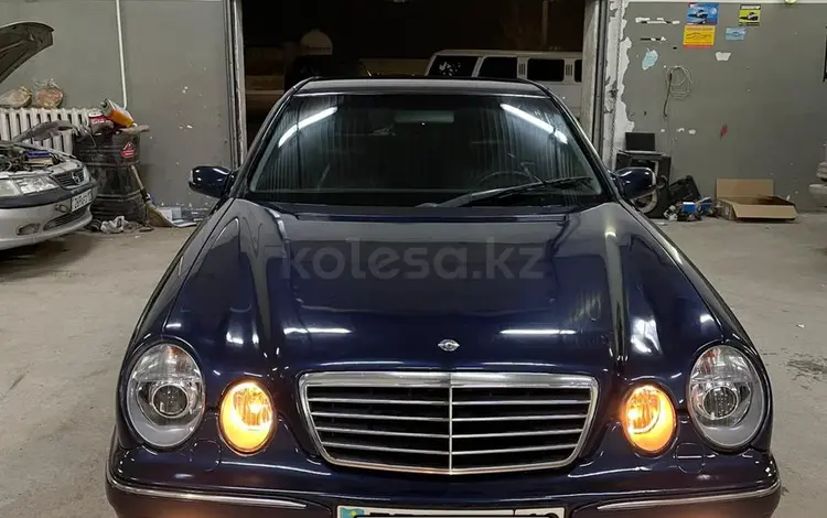 Mercedes-Benz E 500 2000 годаfor5 000 000 тг. в Жанаозен
