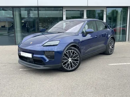 Porsche Macan 2025 года за 56 000 000 тг. в Алматы