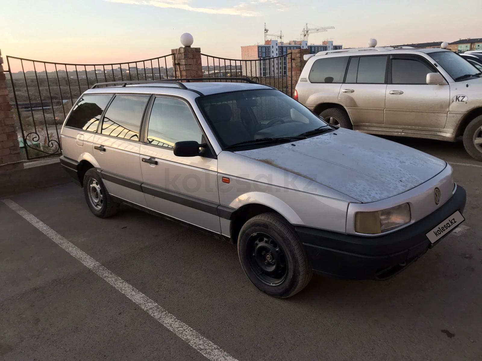 Volkswagen Passat 1992 г.