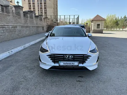 Hyundai Sonata 2020 годаүшін13 200 000 тг. в Астана – фото 2