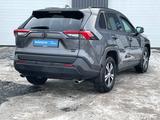 Toyota RAV4 2021 года за 16 320 000 тг. в Астана – фото 3