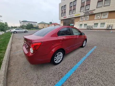 Chevrolet Aveo 2013 года за 3 500 000 тг. в Астана – фото 2