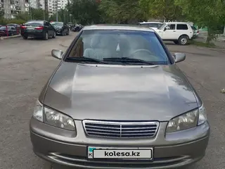 Toyota Camry, 2000