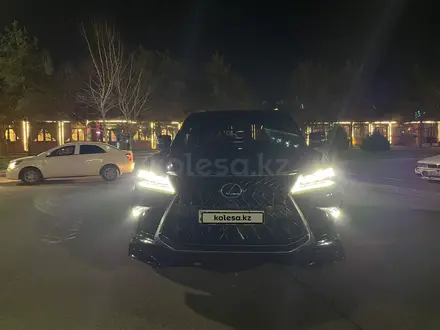 Lexus LX 570 2018 года за 52 000 000 тг. в Алматы – фото 2