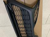 Решётка радиатора на TOYOTA CAMRY 75 USA new original за 158 400 тг. в Шымкент – фото 3