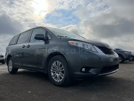 Toyota Sienna 2013 года за 7 500 000 тг. в Актобе – фото 13