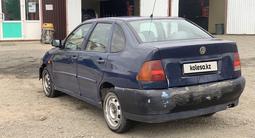 Volkswagen Polo 1997 годаfor600 000 тг. в Семей – фото 5