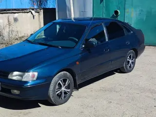 Toyota Carina E