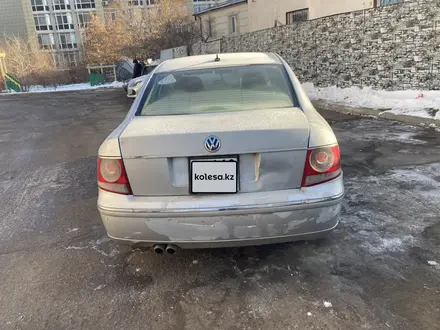 Volkswagen Passat 2006 года за 1 700 000 тг. в Астана – фото 4