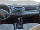 Toyota Camry 2003 годаүшін3 900 000 тг. в Семей – фото 5