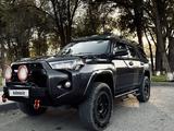 Toyota 4Runner 2018 годаүшін22 000 000 тг. в Алматы – фото 2