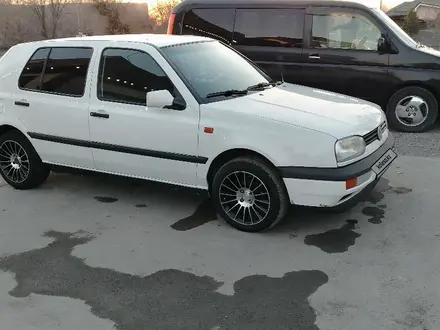 Volkswagen Golf 1993 года за 1 850 000 тг. в Алматы – фото 3