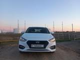 Hyundai Accent 2018 годаүшін6 500 000 тг. в Атырау – фото 2