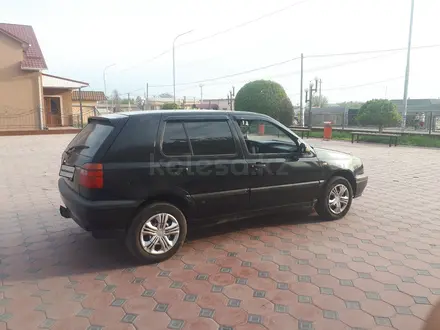 Volkswagen Golf 1995 года за 1 350 000 тг. в Алматы