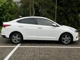 Hyundai Accent 2021 года за 7 990 000 тг. в Алматы – фото 4