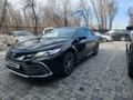 Toyota Camry 2021 года за 14 500 000 тг. в Алматы – фото 3