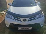 Toyota RAV4 2014 года за 10 000 000 тг. в Актобе – фото 3