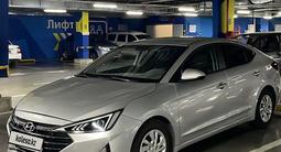 Hyundai Elantra 2019 года за 8 300 000 тг. в Шымкент