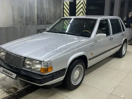 Volvo 740 1989 года за 2 700 000 тг. в Астана