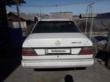 Mercedes-Benz E 200 1995 года за 1 500 000 тг. в Семей – фото 3