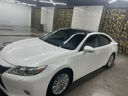 Lexus ES 250 2015 года за 14 300 000 тг. в Усть-Каменогорск – фото 11