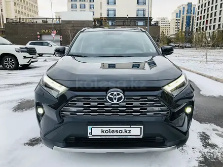 Toyota RAV4 2023 года за 19 200 000 тг. в Астана – фото 2