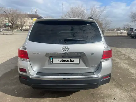 Toyota Highlander 2012 года за 13 500 000 тг. в Семей – фото 3