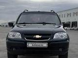 Chevrolet Niva 2013 годаүшін2 850 000 тг. в Караганда – фото 2