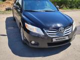 Toyota Camry 2010 года за 7 100 000 тг. в Уральск – фото 3