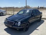 Mercedes-Benz E 320 2000 года за 4 300 000 тг. в Актау – фото 3