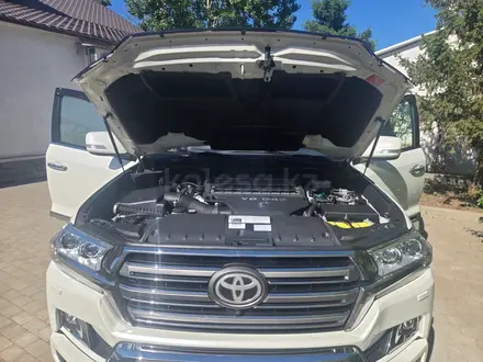 Toyota Land Cruiser 2016 года за 24 000 000 тг. в Уральск – фото 2