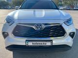 Toyota Highlander 2022 года за 35 500 000 тг. в Шымкент
