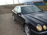 Mercedes-Benz E 200 1997 годаүшін2 300 000 тг. в Кокшетау – фото 3