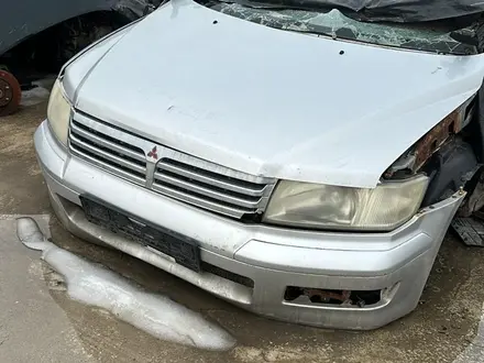 Авкат морда ноускат фара бампер капот салон торпеда chariot grandis за 75 000 тг. в Алматы