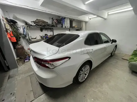 Toyota Camry 2020 года за 12 950 000 тг. в Павлодар